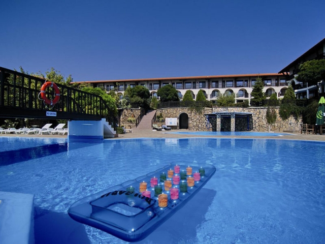 Manastira **** (St Vlas)