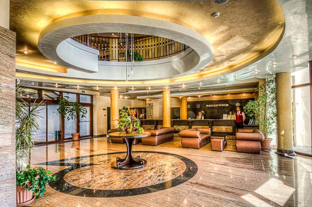 Moko Beach by Grifid