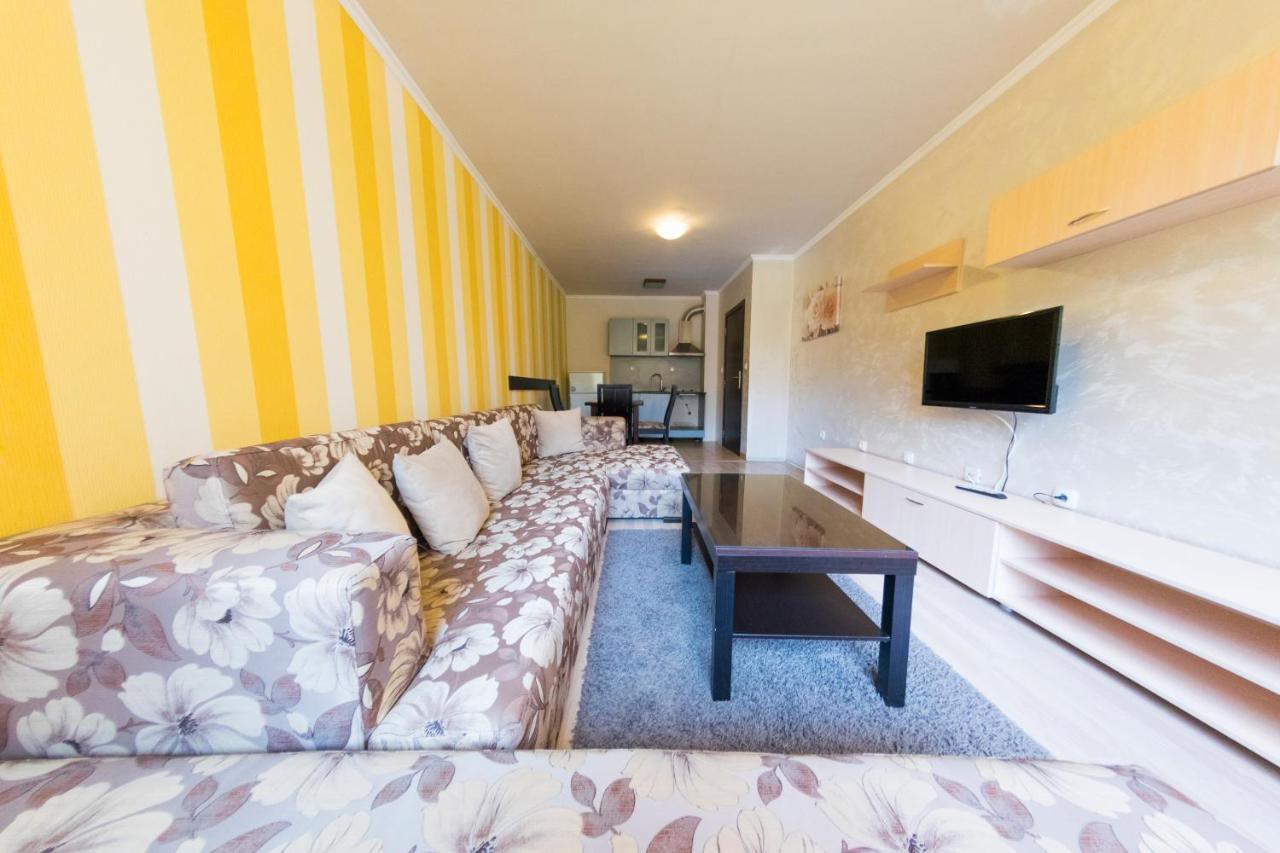 Forest Nook Aparthotel_Annex building