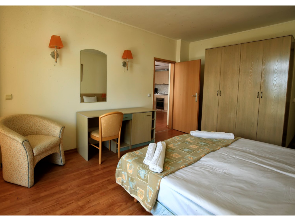 GRAND HOTEL NIRVANA (ex. Grand Hotel Oasis)