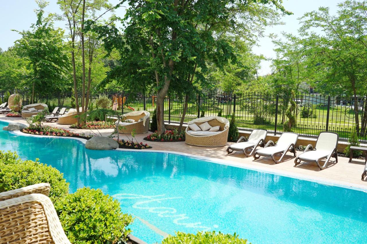 HARMONY SUITES 8,9 APARTHOTEL /DREAM ISLAND/