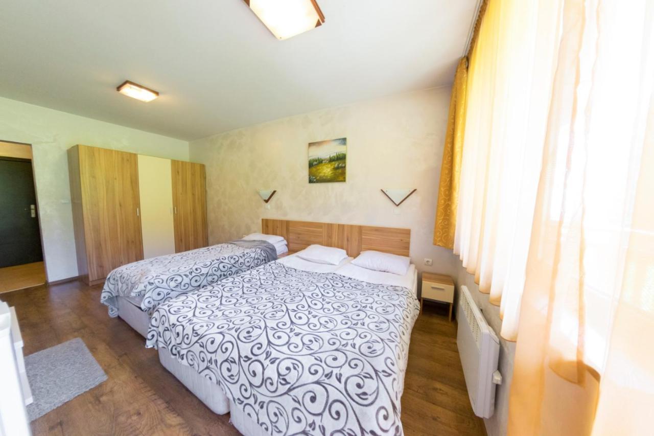 Forest Nook Aparthotel_Annex building