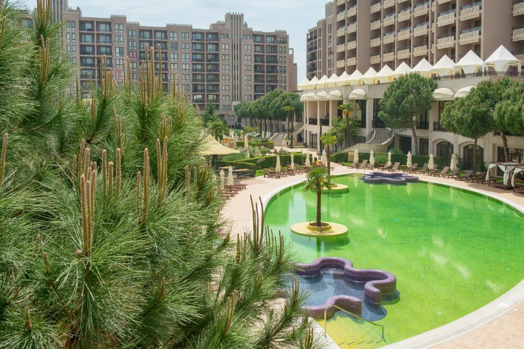 Royal Beach PM Aparthotel