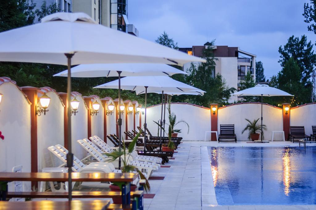 Cantilena Aparthotel