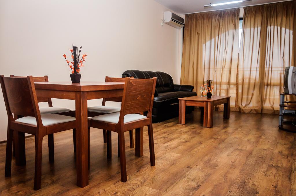 Cantilena Aparthotel