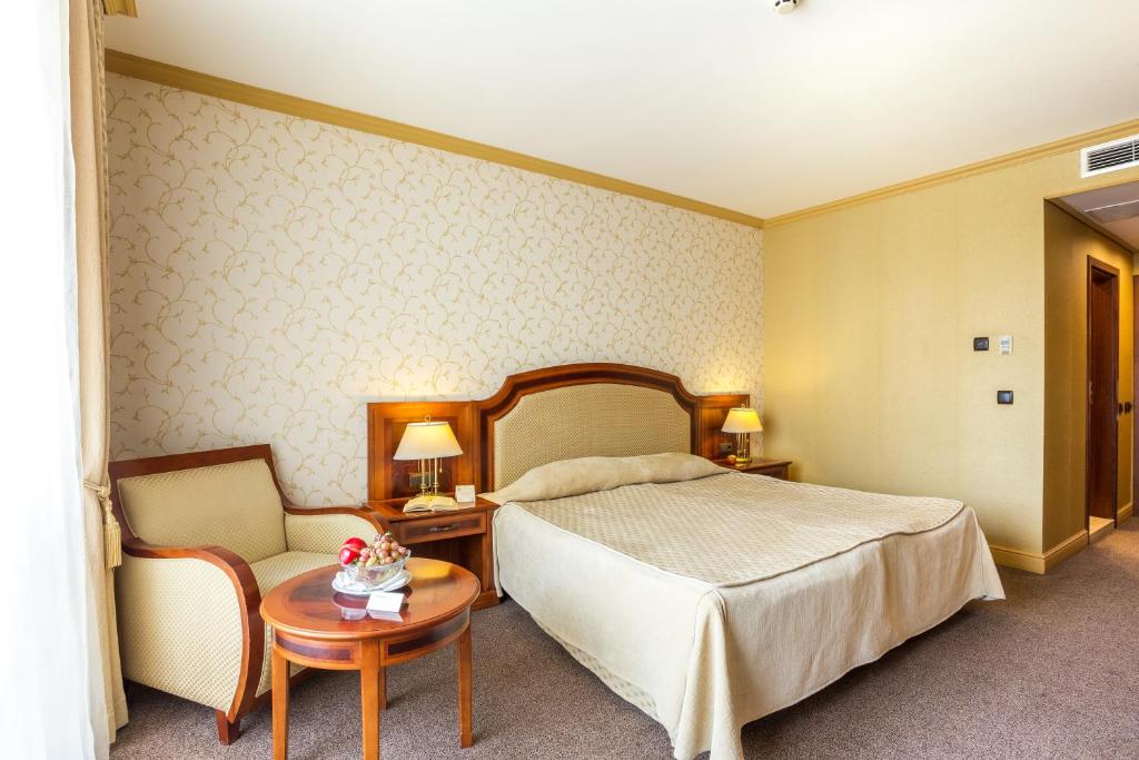 Romance and Family Suites