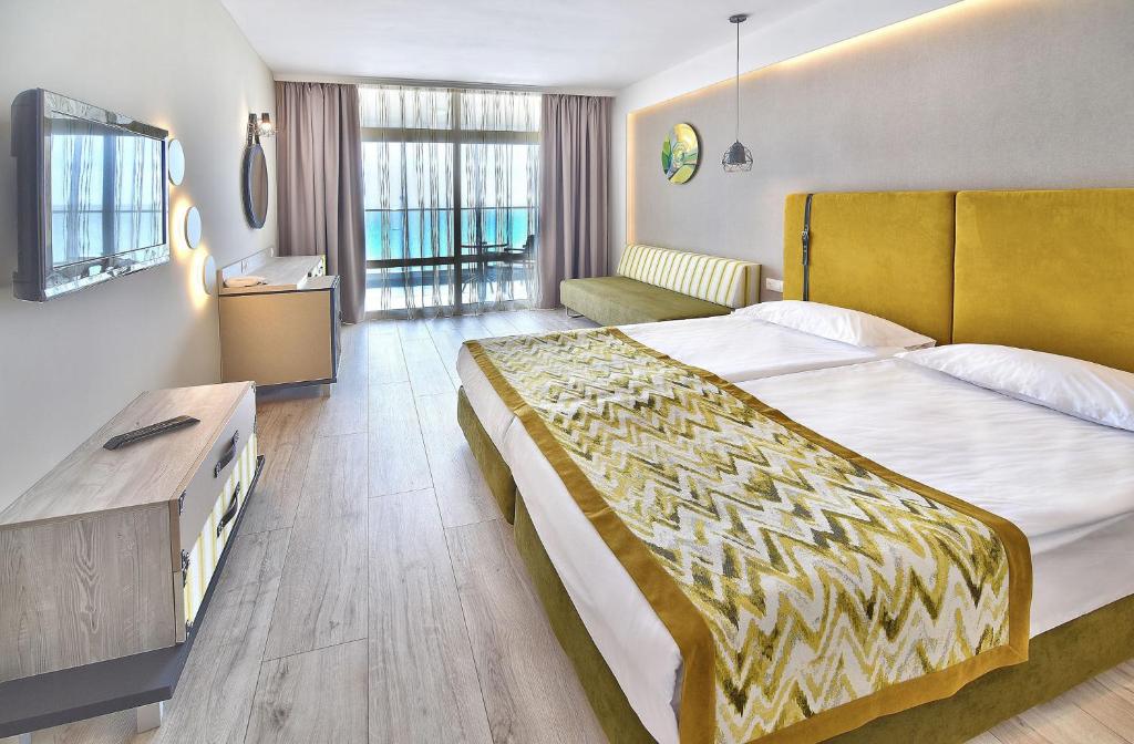 Grifid Encanto Beach (former Sentido Golden Star)