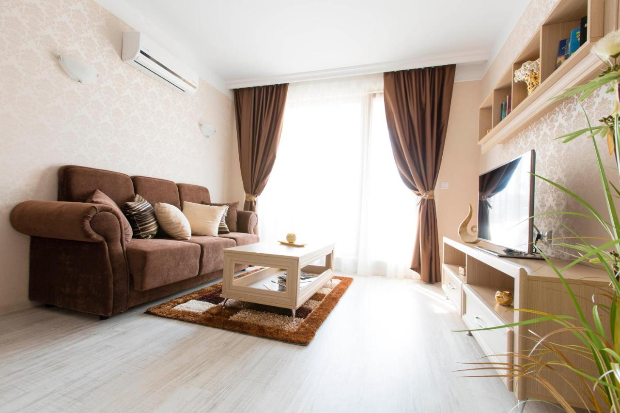 HARMONY SUITES 8,9 APARTHOTEL /DREAM ISLAND/