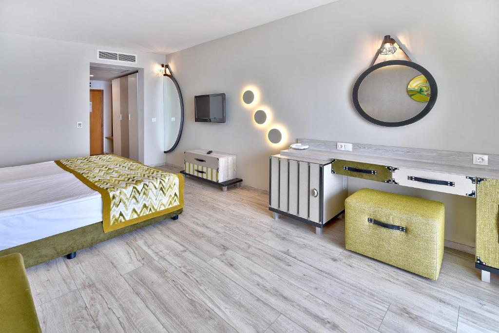 Grifid Encanto Beach (former Sentido Golden Star)