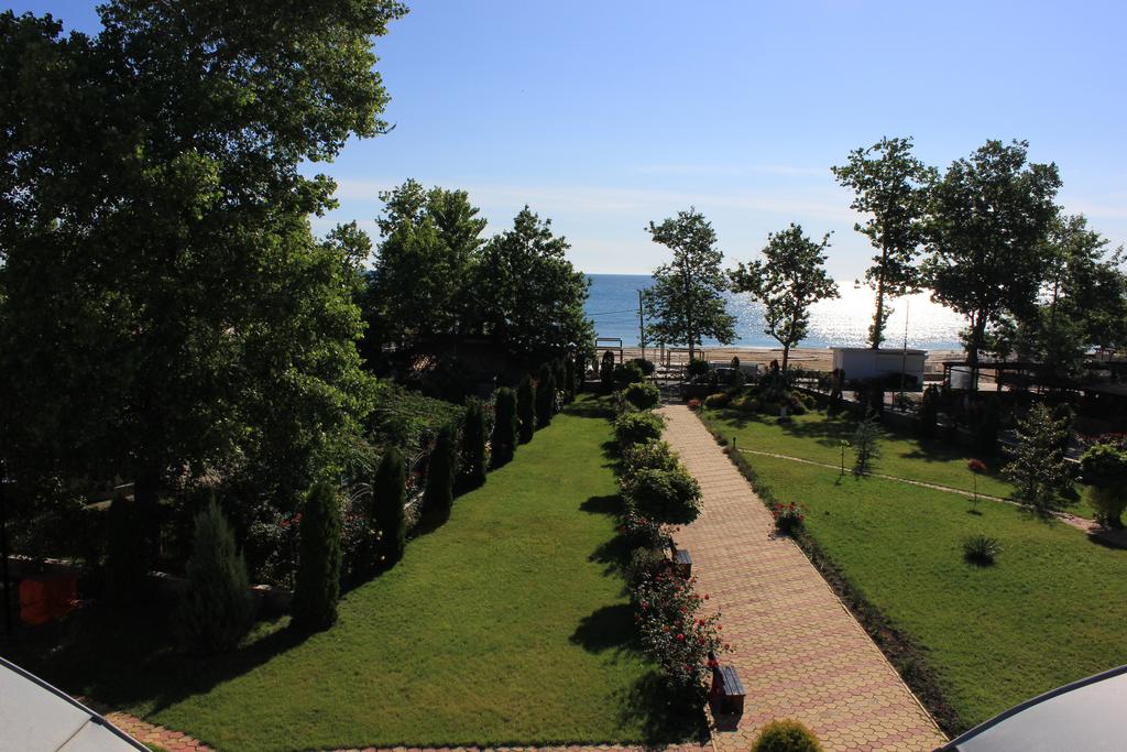 APART HOTEL MARTINEZ 4*