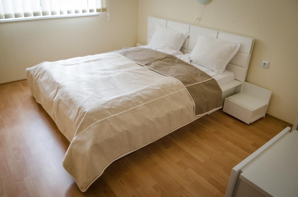 Sunny Fort Apartments