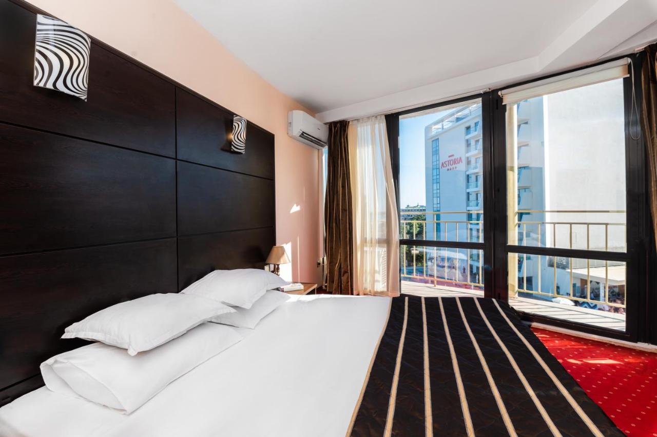 Elpida Beach /former Vemara beach/