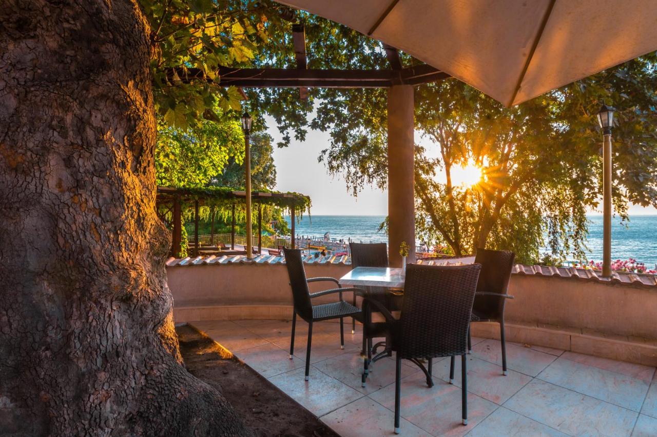 Elpida Beach /former Vemara beach/