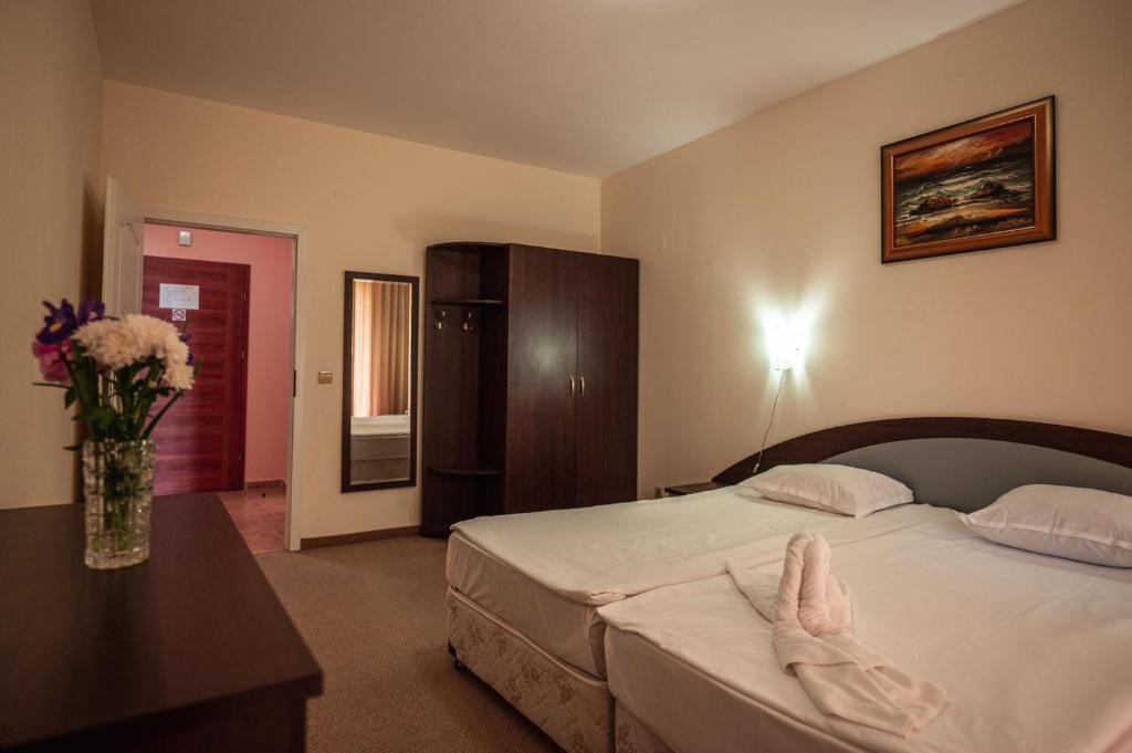 Paradise Green Park Aparthotel