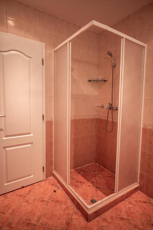 Paradise Green Park Aparthotel