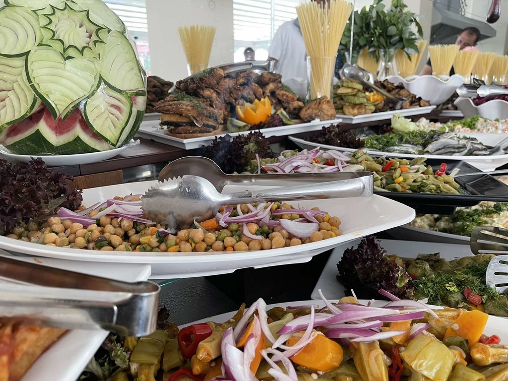 GRAND HOTEL NIRVANA (ex. Grand Hotel Oasis)