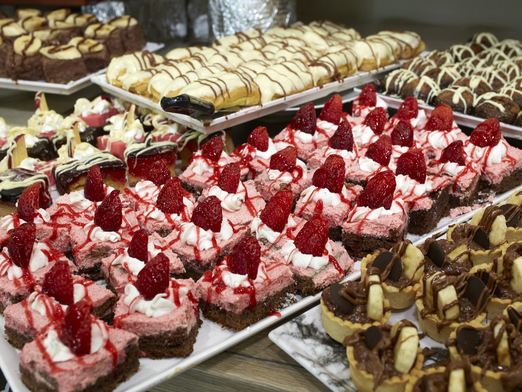 GRAND HOTEL NIRVANA (ex. Grand Hotel Oasis)