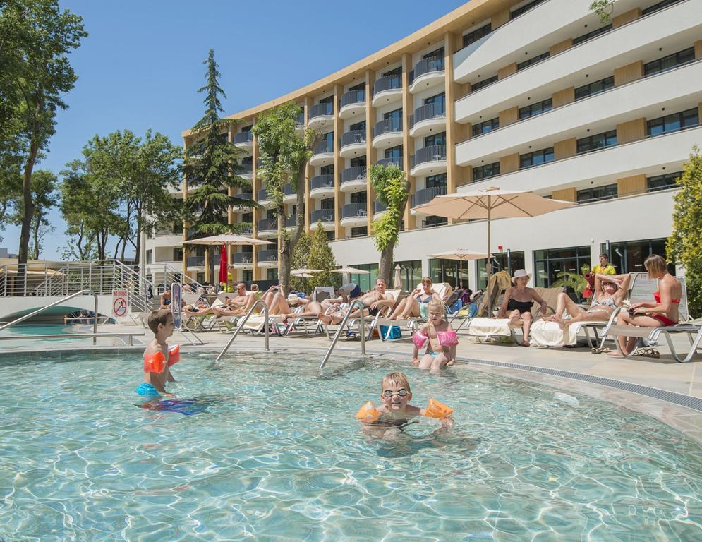 HVD Club Bor, Солнечный берег