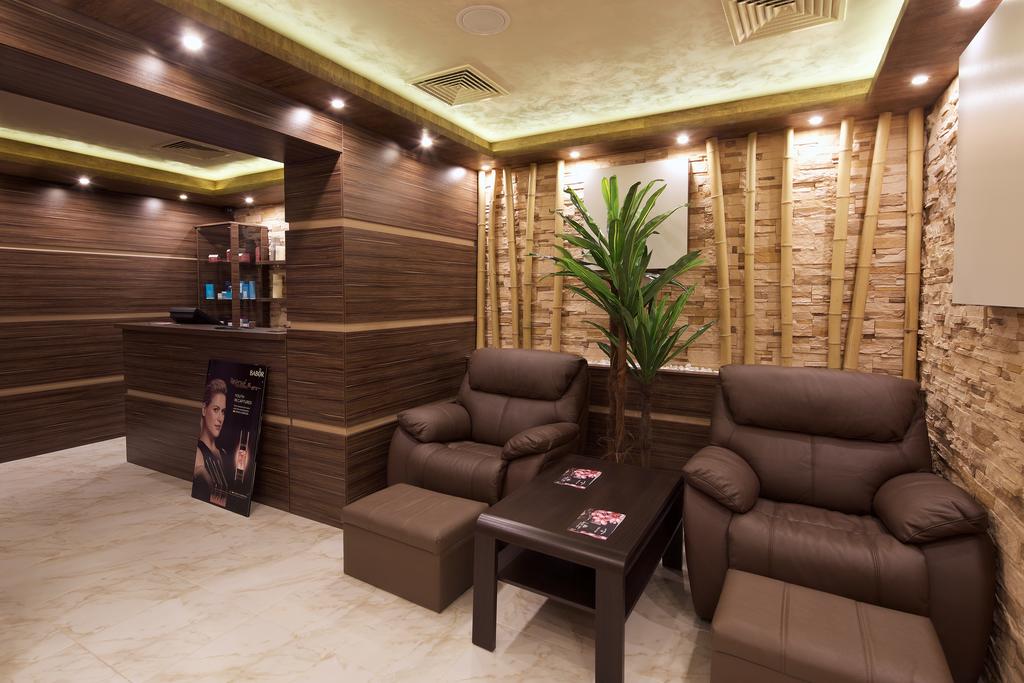 Villa Sardinia , Святой влас