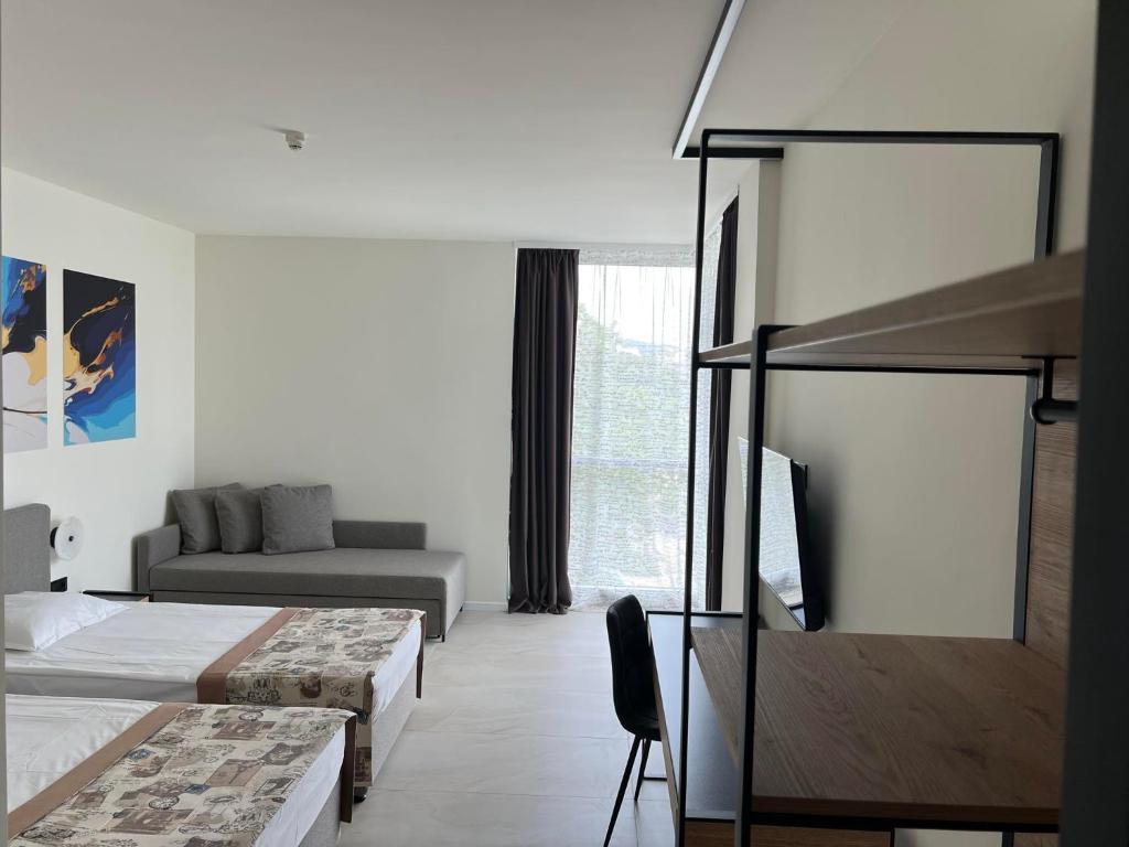 SH Dolce Mare (ex.SH Splendido Mare, ex. Mimosa Sunshine)