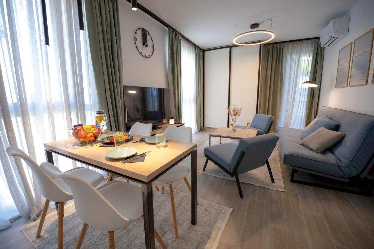 AZUR PREMIUM APARTHOTEL