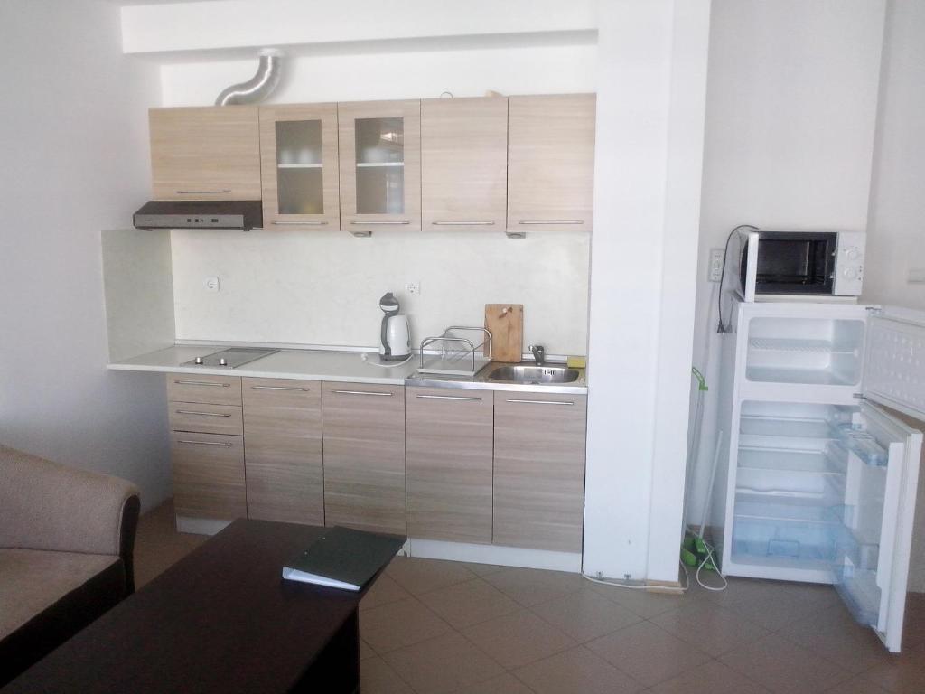 Grand Kamelia, Cолнечный берег