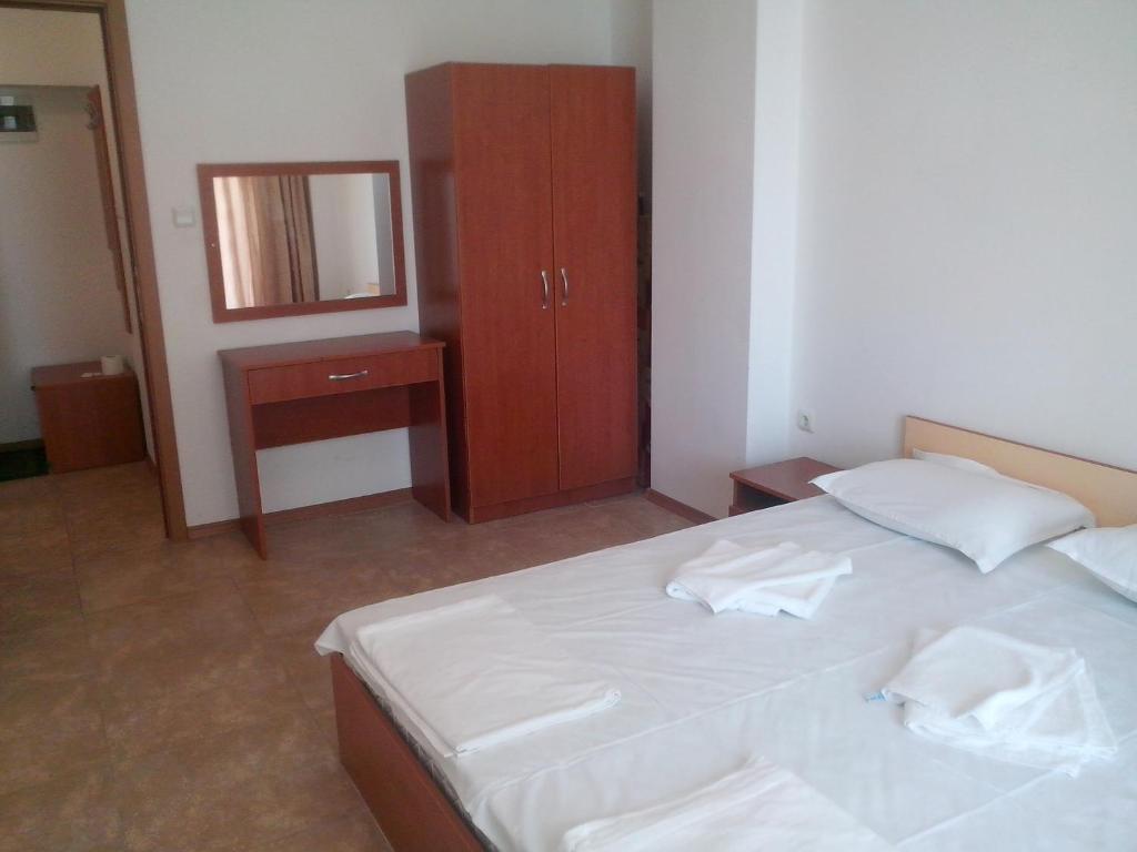 Grand Kamelia, Cолнечный берег