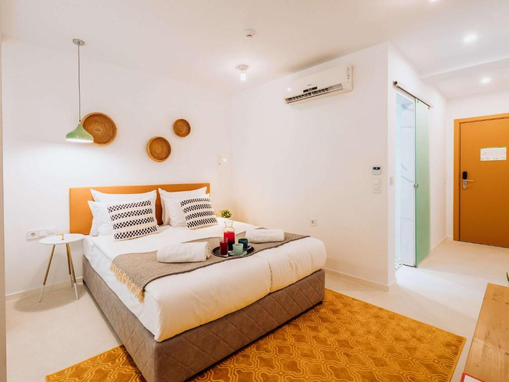 Ibis Styles Roomer Hotel