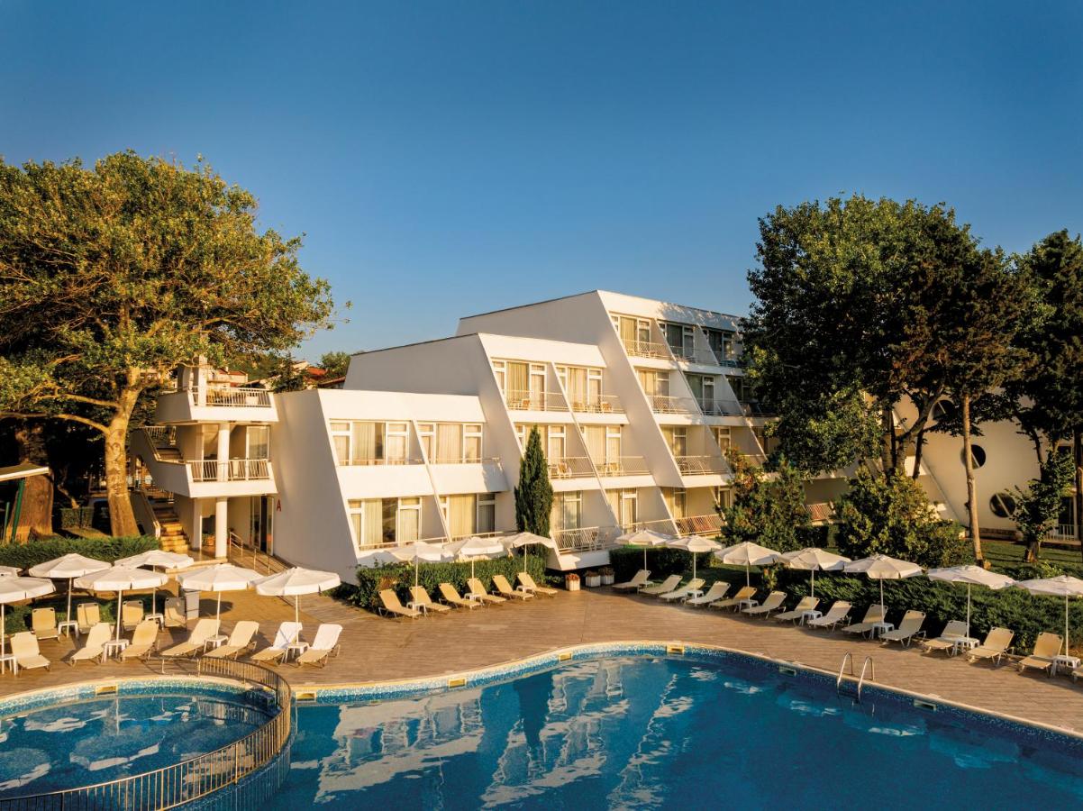 AluaSun Helios Beach