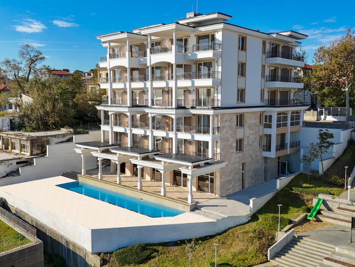 La Boheme_Adults Only over 16