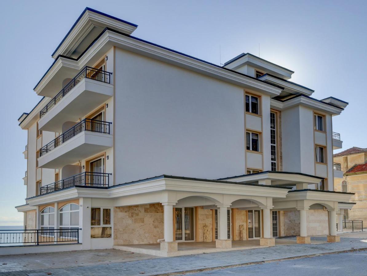 La Boheme_Adults Only over 16