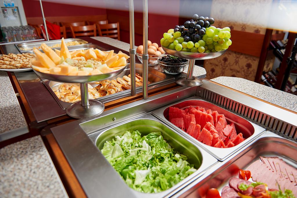 St. Peter & Pavel 3*