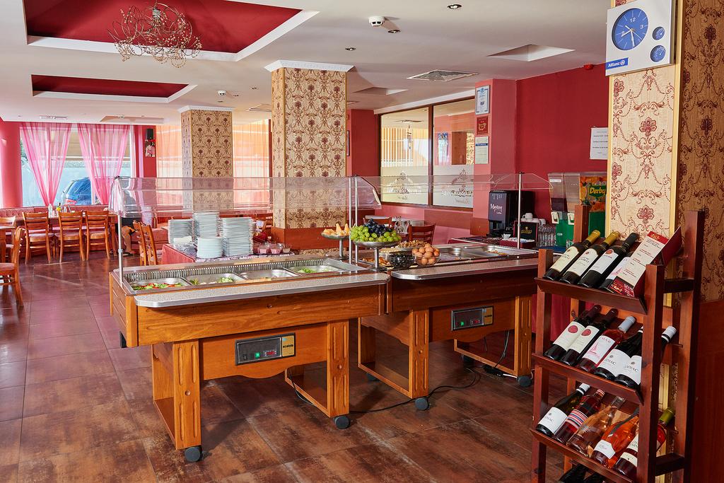 St. Peter & Pavel 3*