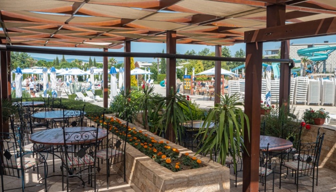 Aqua Paradise Resort