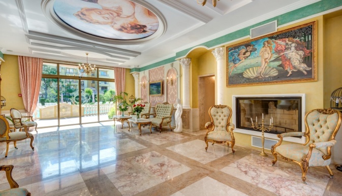 Anastasia-Venera Palace Aparthotel