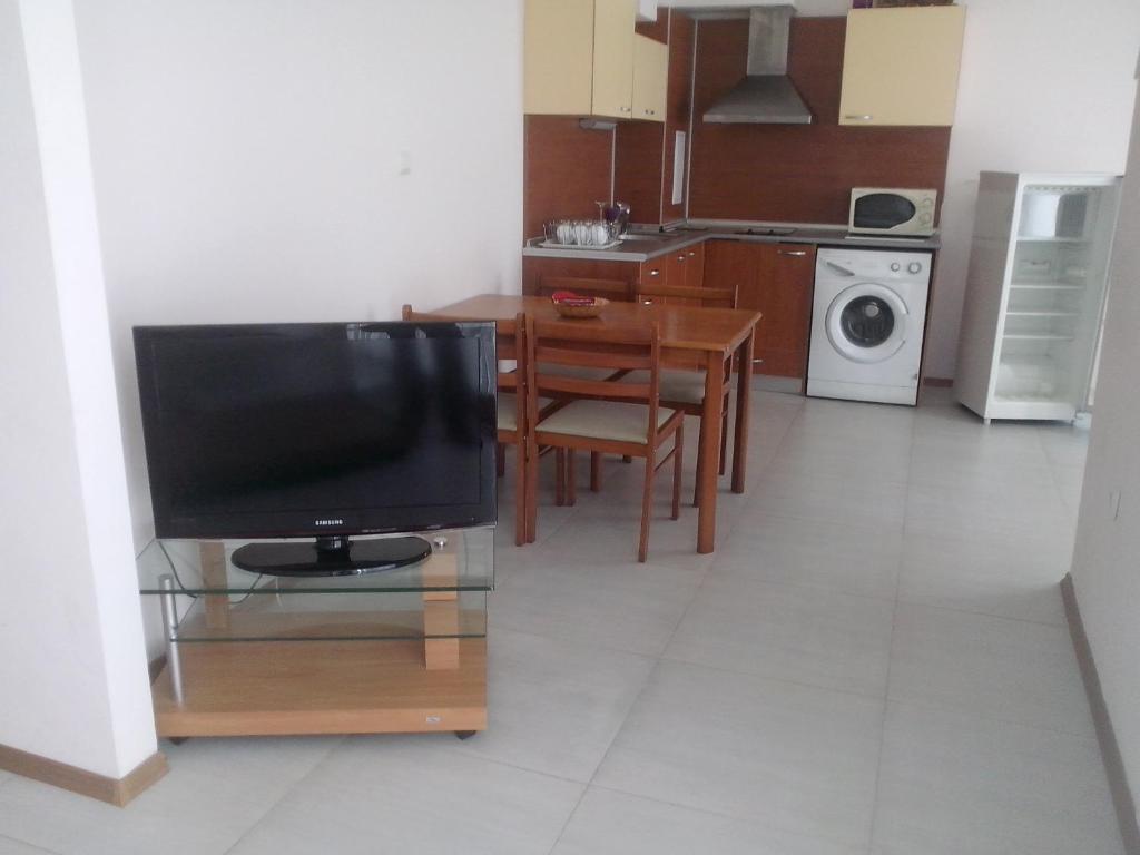 Grand Kamelia, Cолнечный берег