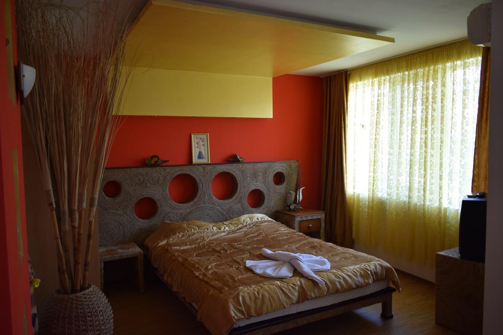 Sunny - Viki Guest House