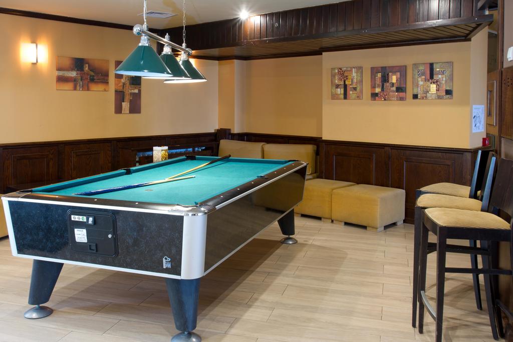 Saint Ivan Rilski Hotel & Apartments