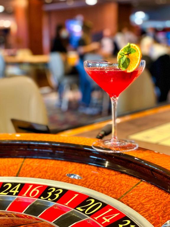 International Hotel Casino & Tower Suites