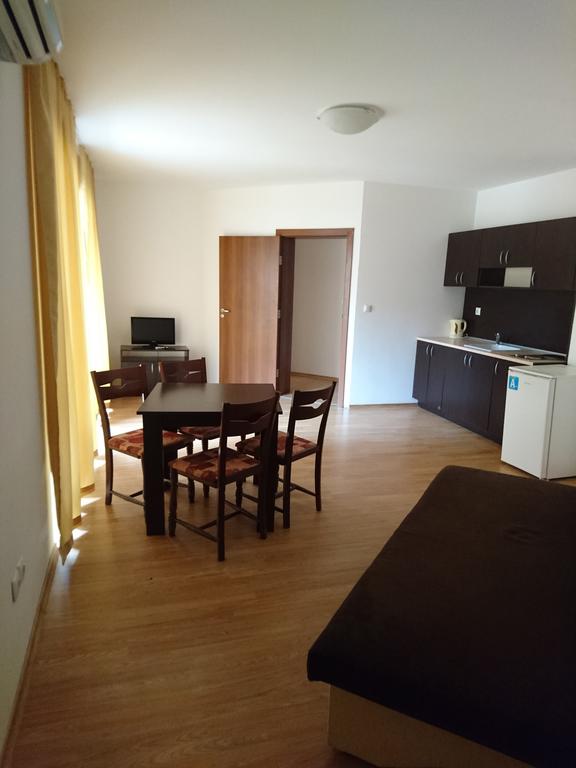 Royal Palm Aparthotel