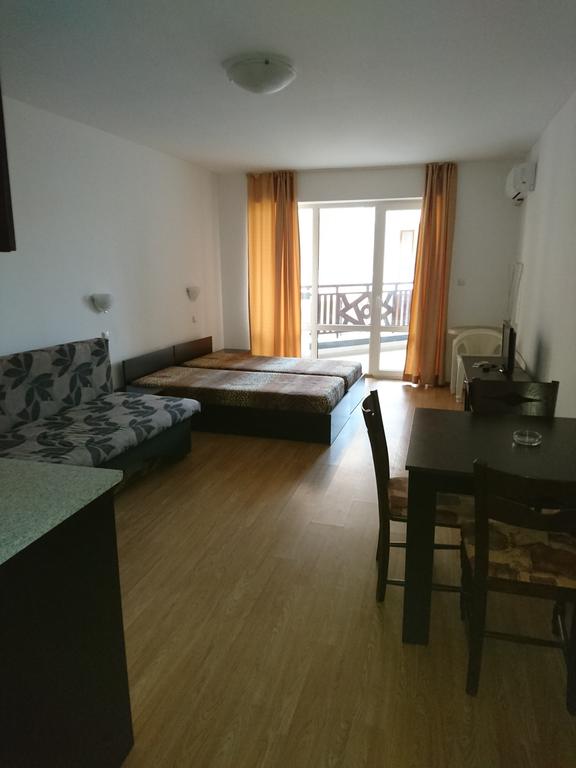 Royal Palm Aparthotel