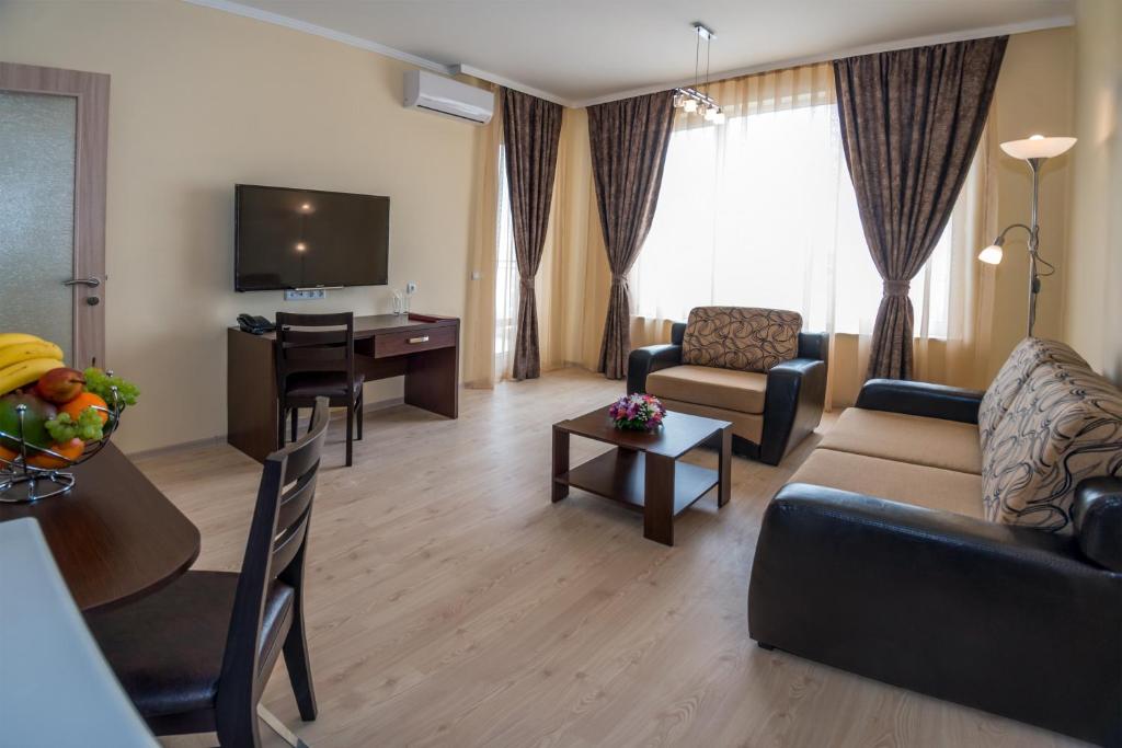 Rome Palace Deluxe Aparthotel