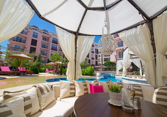 Romance Marine Aparthotel