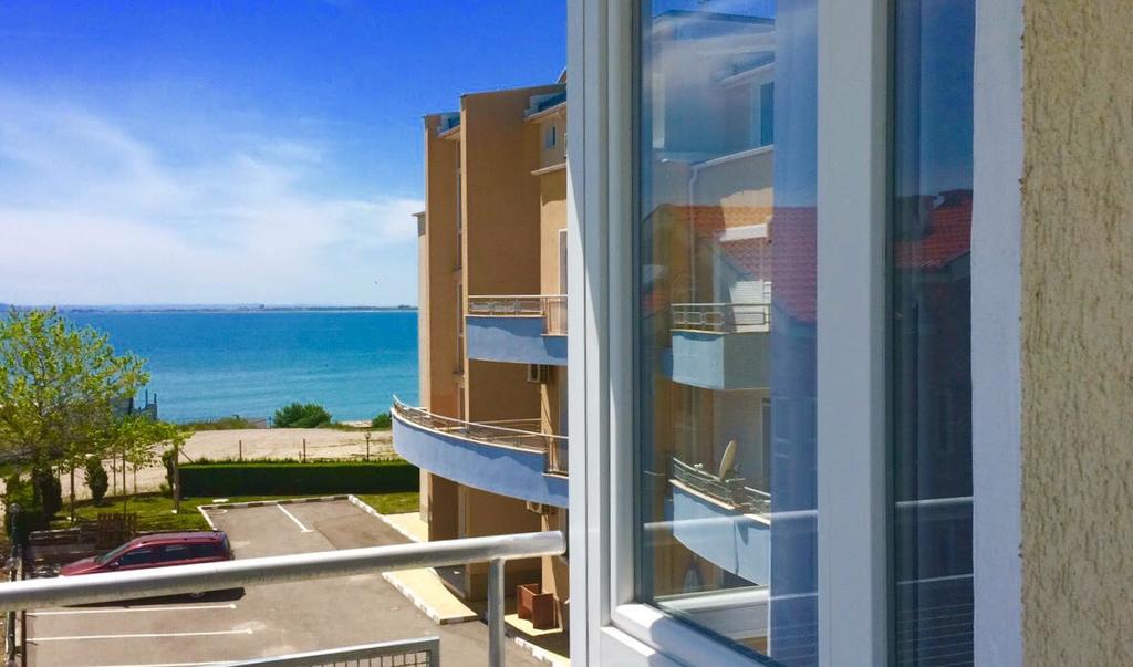 Lucky Ravda Apartments
