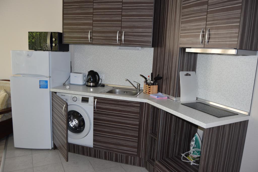 Admiral Plaza Apartments