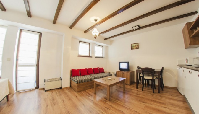 Green Life Family Apartments/former Evridika Hills