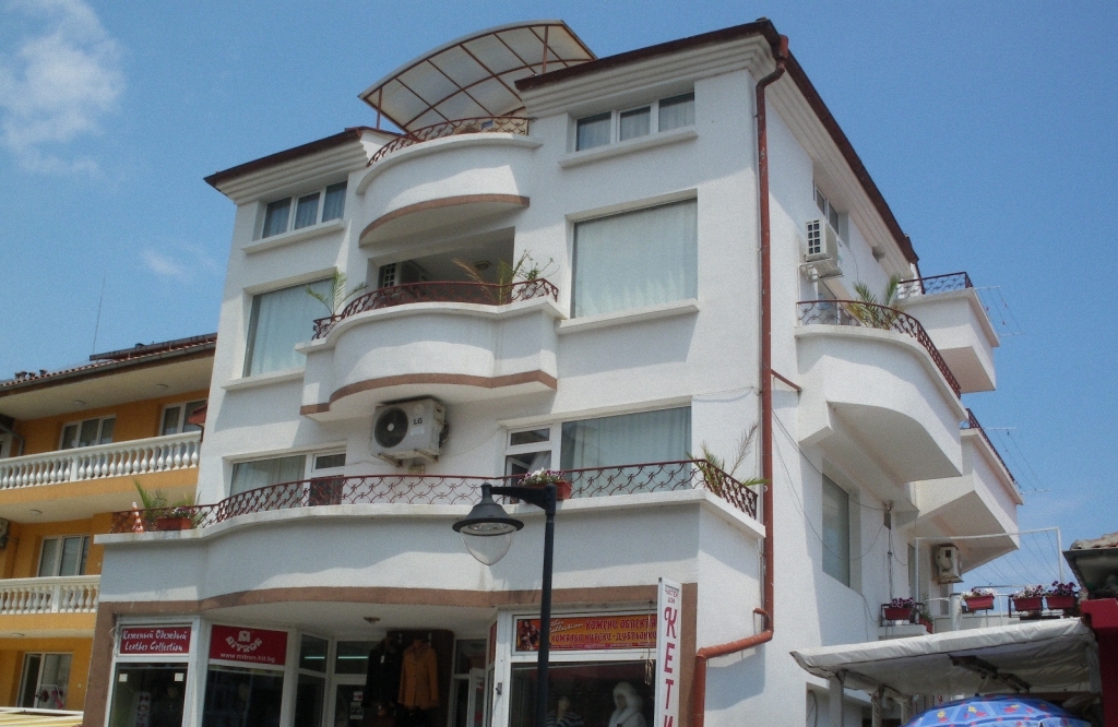 Keti Guest House