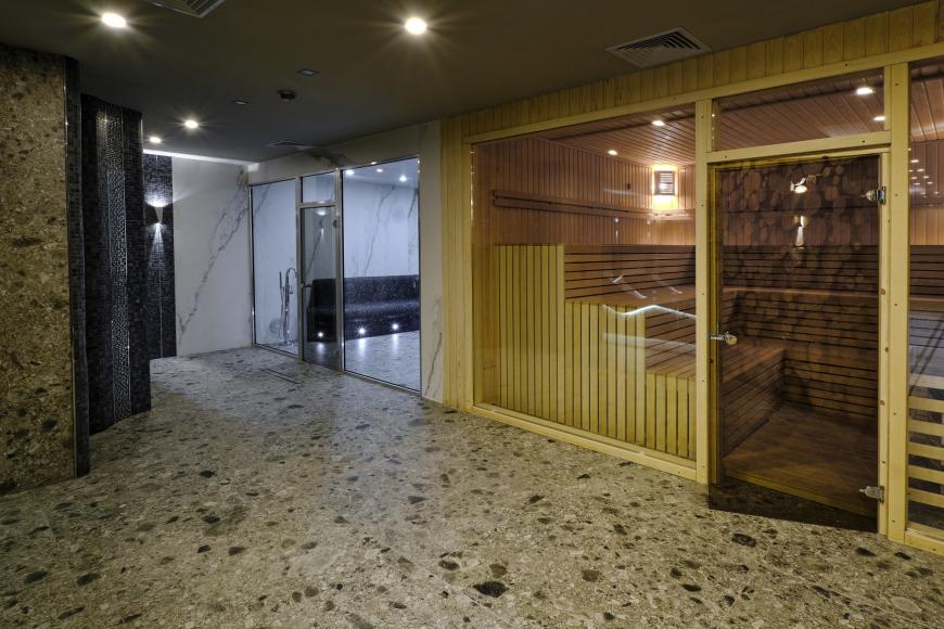 Saint Ivan Rilski Hotel & Apartments