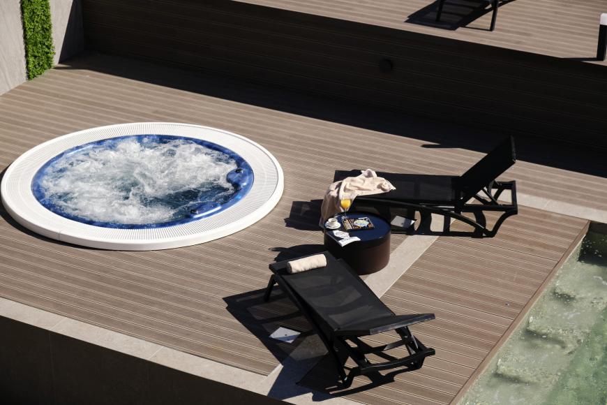 Saint Ivan Rilski Hotel & Apartments