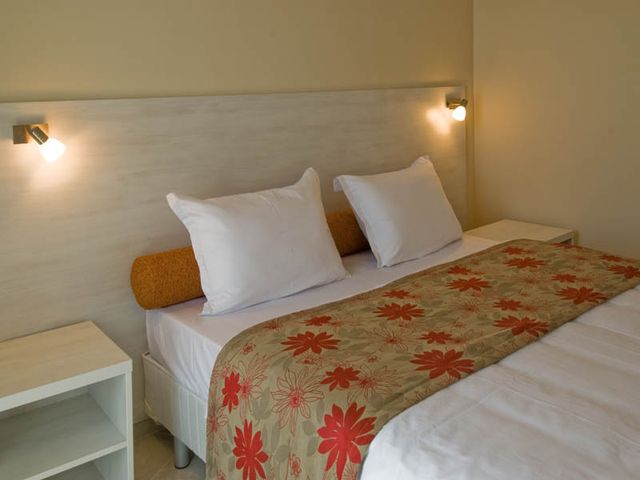 South Pearl 3* South Pearl 3*